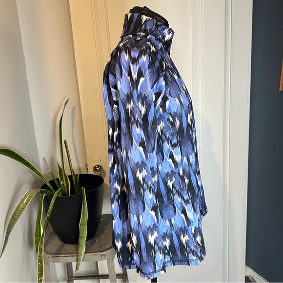 Talbots Long Sleeve Top with Blue and Black Pattern HALF ZIP PULLOVER - Picture 5 of 12